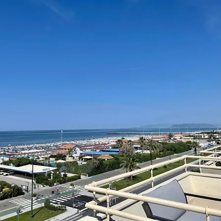 Hotel Atlantico 4*