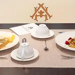 Atlantico Готель Форте-дей-Мармі