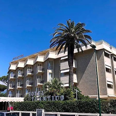 Atlantico Forte dei Marmi